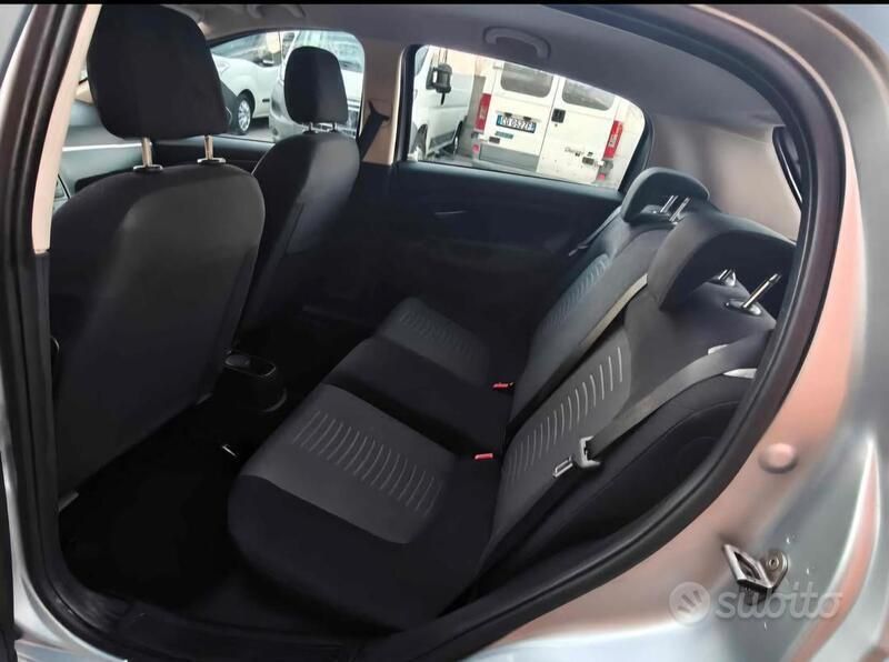 Usata Fiat Grande Punto 65 CV (47 kW) 2007 Grigio Utilitaria