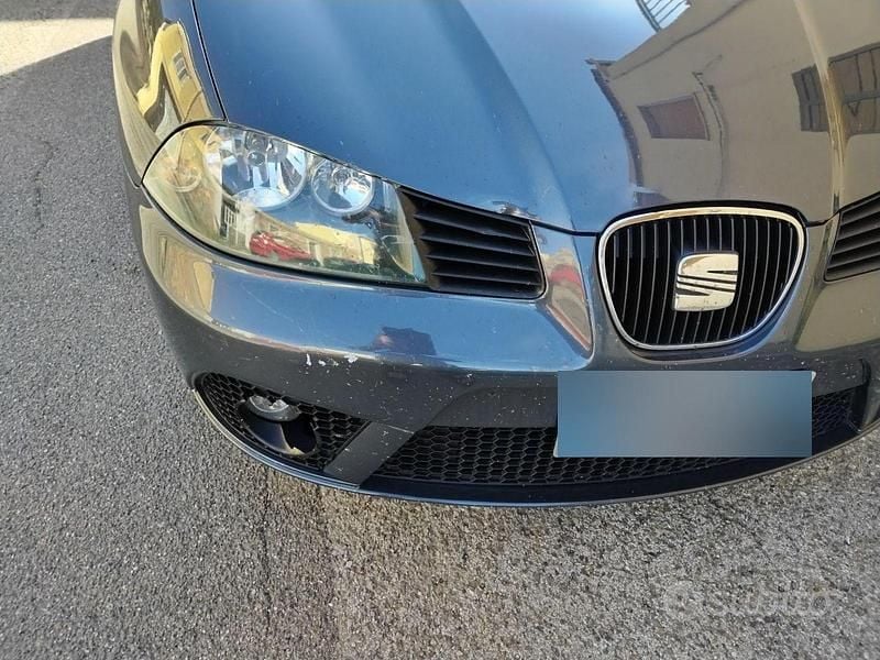 Usata Seat Ibiza 2006 Grigio Utilitaria