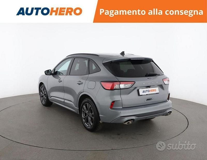Usata Ford Kuga ST-Line 120 CV (88 kW) 2022 Grigio SUV