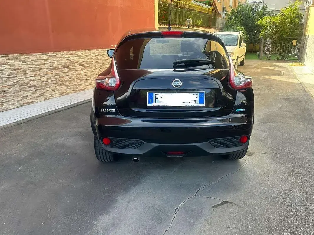 Usata Nissan Juke N-Connecta 110 CV (80 kW) 2017 Nero SUV