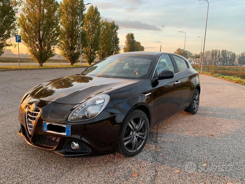 Usato 2016 Alfa Romeo Alfa 6 1.6 Diesel 120 CV (8.900 €)