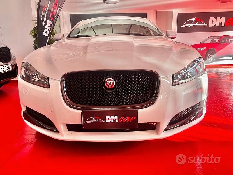 Usata Jaguar XF Luxury 190 CV (139 kW) 2012 Bianco Berlina