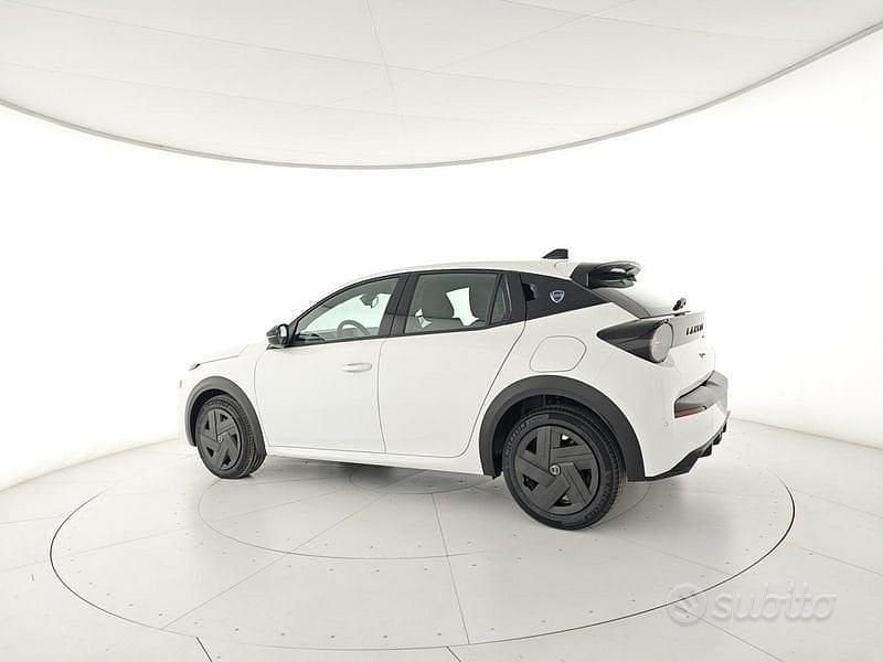 Usata Lancia Ypsilon 2024 Bianco Utilitaria