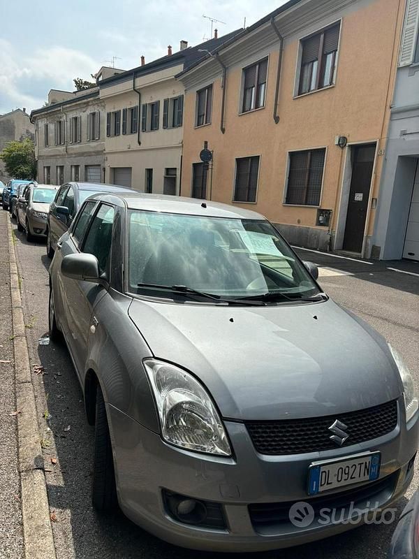 Usata Suzuki Swift 92 CV (67 kW) 2007 Grigio Utilitaria