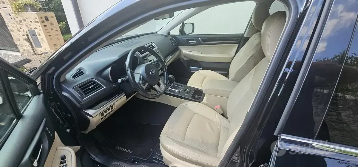 Usata Subaru Outback 2015 Nero Station wagon