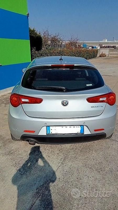 Usata Alfa Romeo Giulietta 120 CV (88 kW) 2017 Grigio Utilitaria