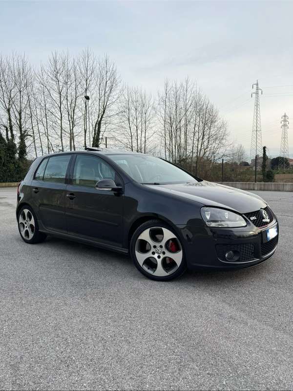 Usata 2007 VW Golf V GTI Tre volumi | 10.300 € (Molto cara) - Immagine 1/4