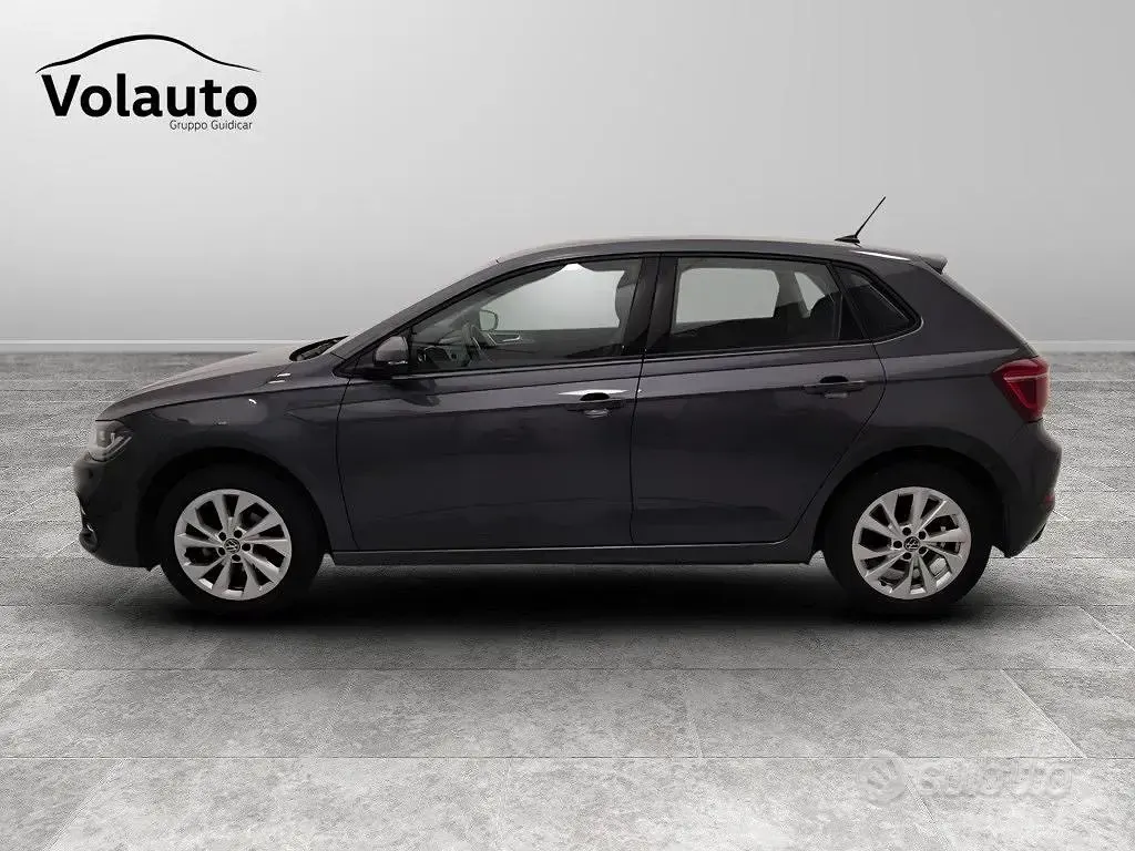 Usata VW Polo Style 95 CV (69 kW) 2025 Grigio Utilitaria