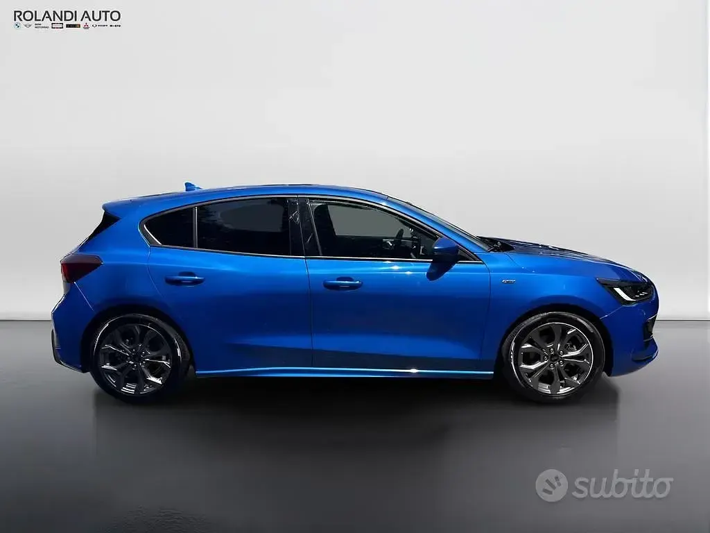 Usata Ford Focus ST-Line 116 CV (85 kW) 2024 Blu Berlina