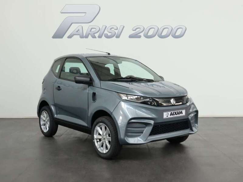 Nuova Aixam City Pack 2025 Grigio titanio Utilitaria