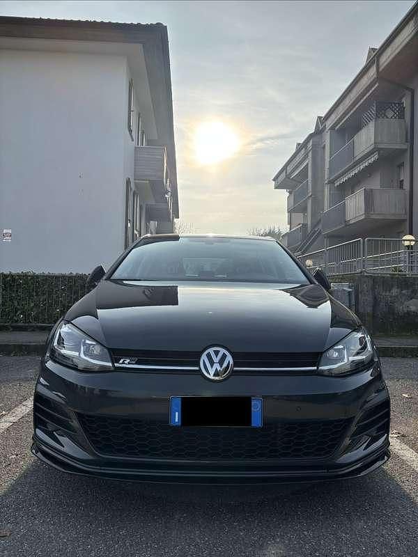 Usata VW Golf VII Sportline 150 CV (110 kW) 2019 Berlina