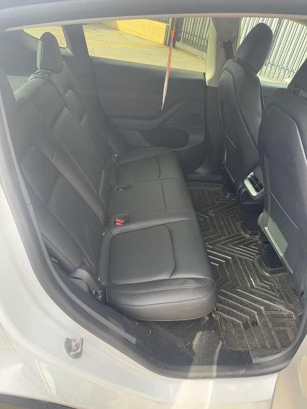 Usata Tesla Model Y 88 kW (120 CV) 2022 Bianco SUV