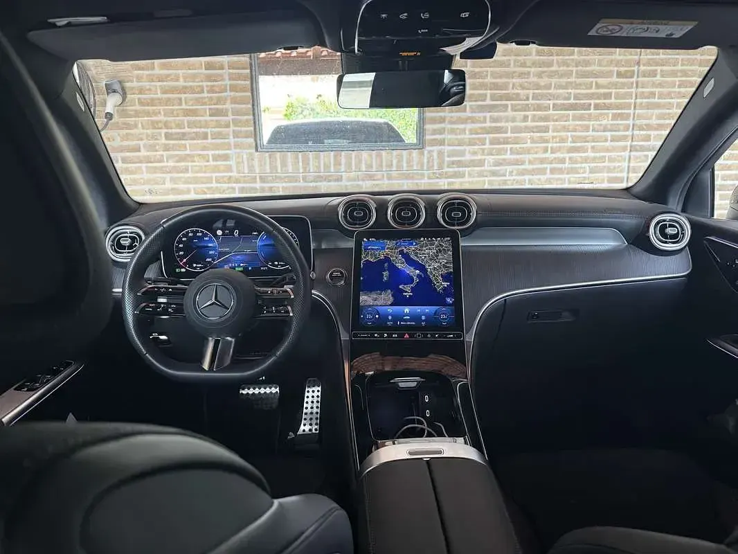 Usata Mercedes GLC300 Premium Plus 333 CV (244 kW) 2025 SUV