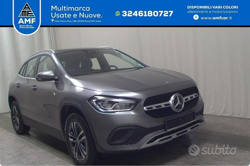Usata Mercedes GLA180 Style 116 CV (85 kW) 2023 Grigio SUV