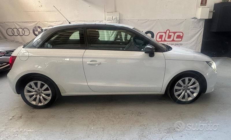 Usata Audi A1 Ambition 105 CV (77 kW) 2012 Bianco Utilitaria