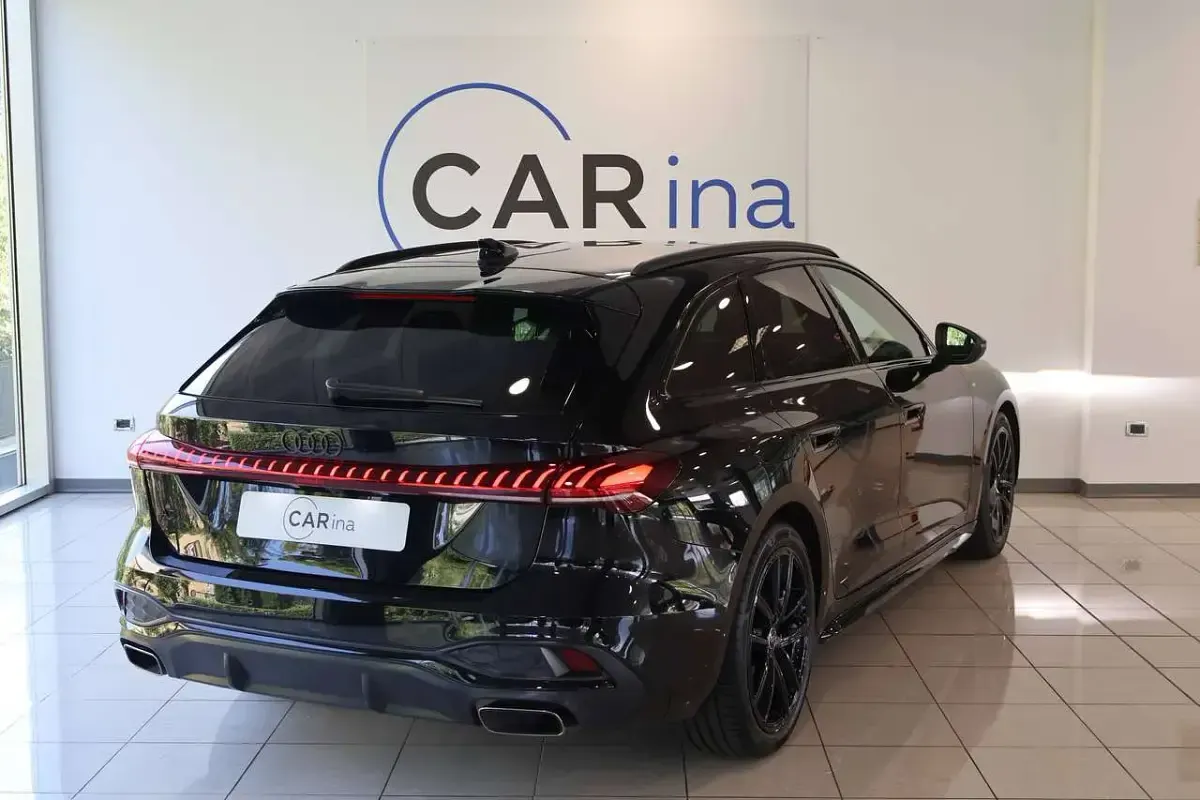 Usata Audi A5 S-Line 150 CV (110 kW) 2025 Nero mythos Station wagon