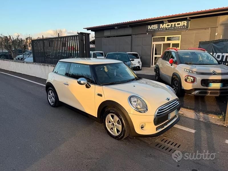 Usata Mini One D 95 CV (69 kW) 2015 Beige Utilitaria