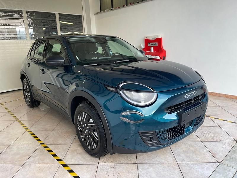 Usata Fiat 600 100 CV (73 kW) 2024 Blu Station wagon