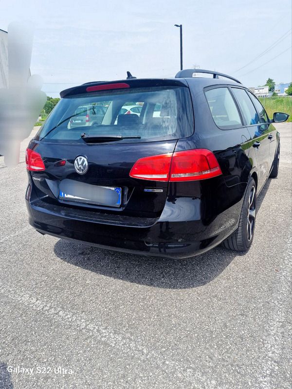 Usata VW Passat 105 CV (77 kW) 2012 Nero Station wagon