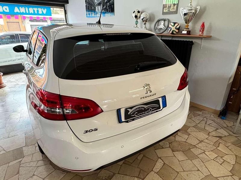 Usata Peugeot 308 SW 131 CV (96 kW) 2020 Bianco Station wagon