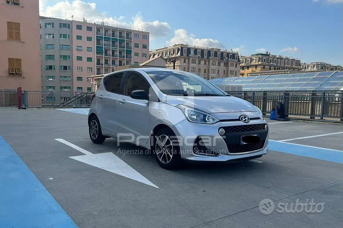 Usata Hyundai i10 67 CV (49 kW) 2019 Grigio Utilitaria