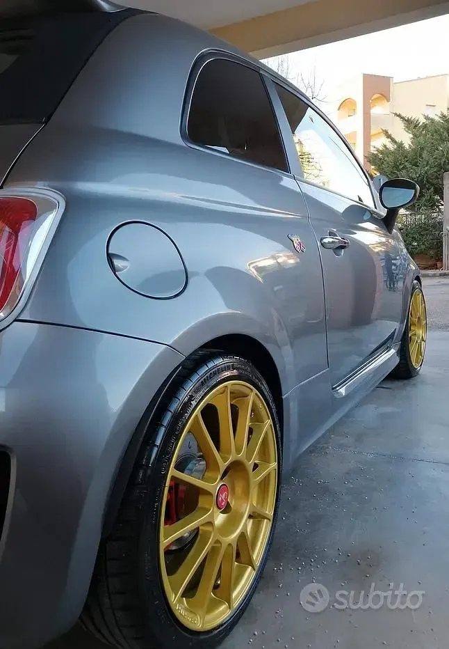 Usata Abarth 500C 145 CV (106 kW) 2011 Grigio Cabrio