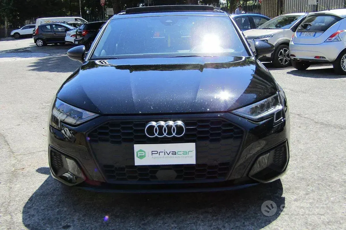 Usata Audi A3 Sportback Business 116 CV (85 kW) 2020 Nero Utilitaria