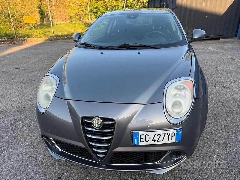 Usata Alfa Romeo MiTo Distinctive 78 CV (57 kW) 2010 Grigio Utilitaria