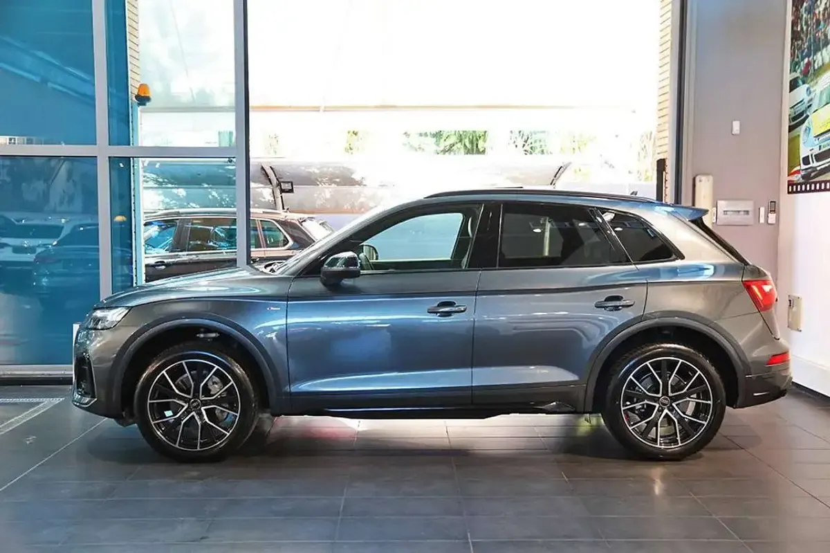 Usata Audi Q5 S-line plus 204 CV (150 kW) 2023 Grigio SUV