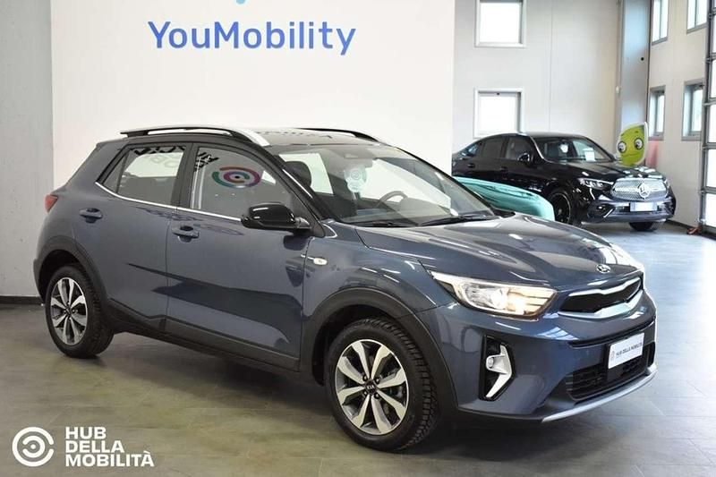 Usata Kia Stonic Style 101 CV (74 kW) 2021 Blu SUV