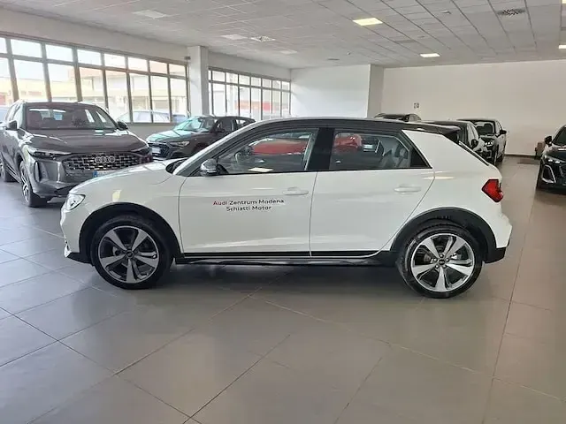 Usata Audi A1 Ambiente 116 CV (85 kW) 2025 Bianco SUV