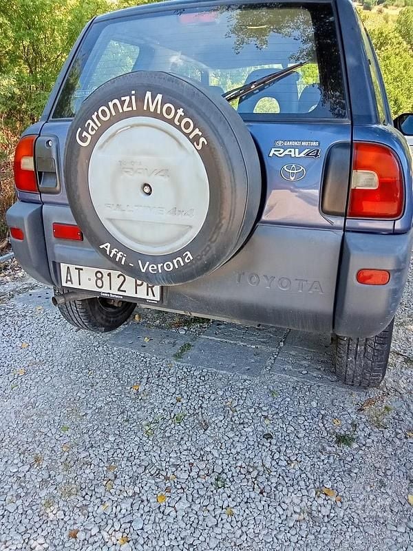 Begagnad Toyota RAV4 128 HK (94 kW) 1997 Kombi
