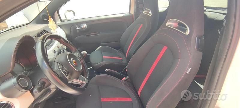 Usata Fiat 500 Abarth 135 CV (99 kW) 2010 Bianco Utilitaria