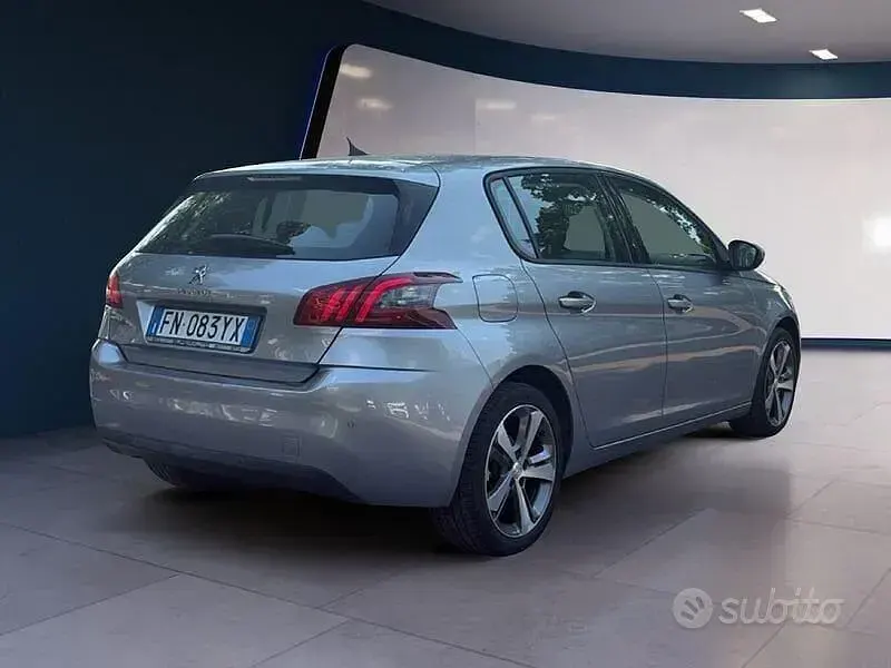Usata Peugeot 308 Active 120 CV (88 kW) 2018 Grigio Berlina