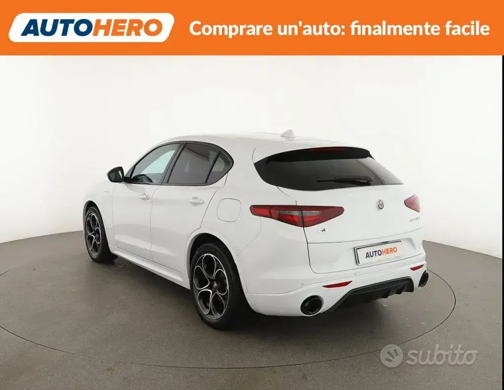 Usata Alfa Romeo Stelvio Veloce 210 CV (154 kW) 2023 Bianco SUV