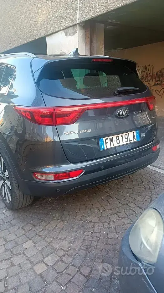 Usata Kia Sportage 115 CV (84 kW) 2017 Grigio SUV