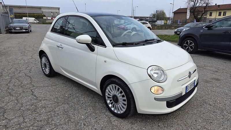 Usata Fiat 500 Lounge 69 CV (50 kW) 2012 Bianco Utilitaria