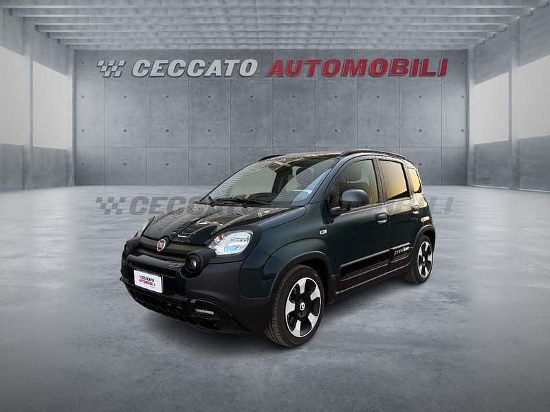 Verde Usata 2025 Fiat Panda S Tre volumi | 13.104 € (Buon prezzo) - Immagine 1/4