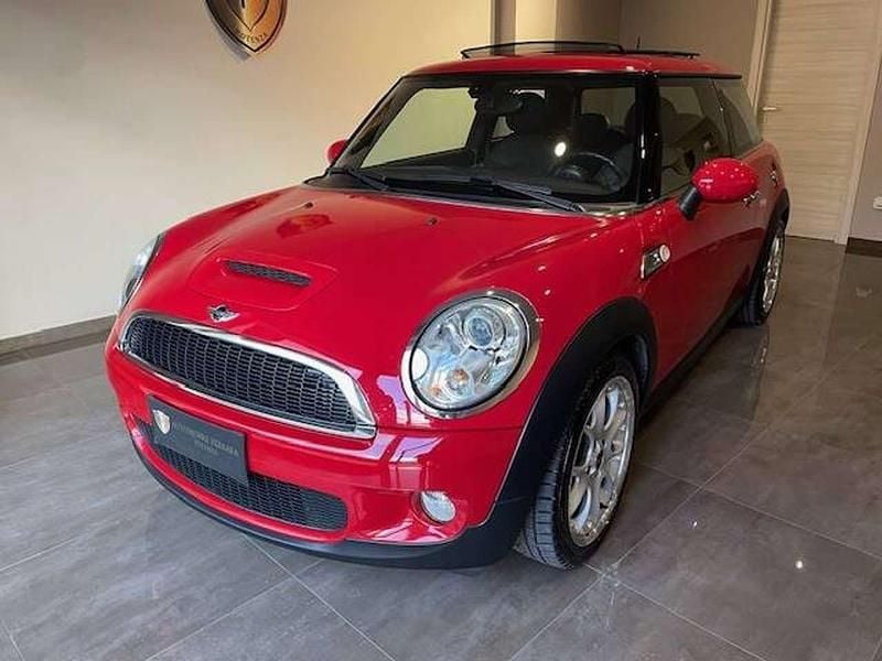 Rosso Usata 2007 Mini Cooper S Chili Utilitaria | 9500 € (Buon prezzo) - Immagine 1/4