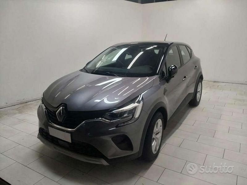 Grigio Usata 2021 Renault Captur Zen SUV | 17.490 € (Cara) - Immagine 1/4