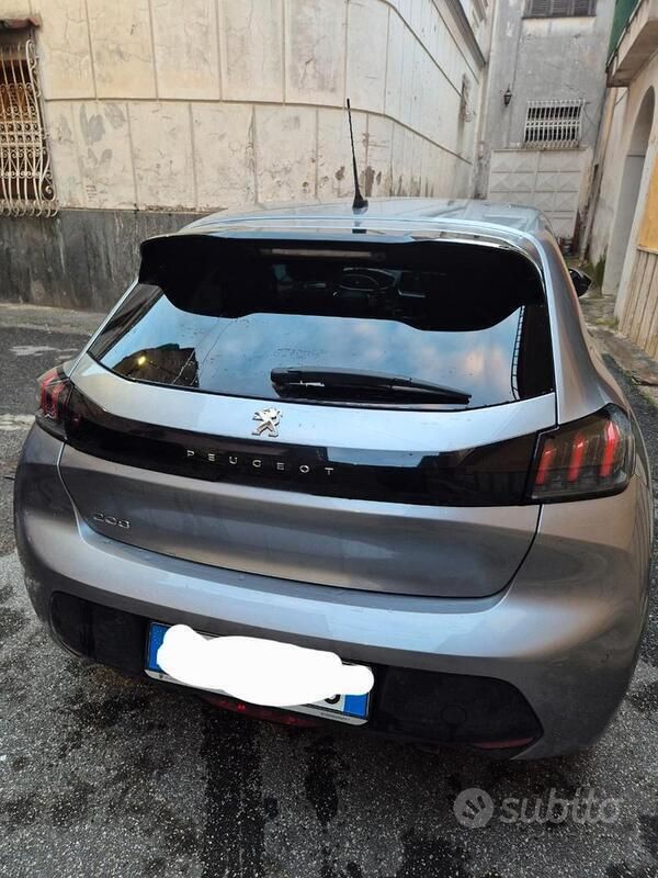 Usata Peugeot 208 101 CV (74 kW) 2022 Grigio Utilitaria