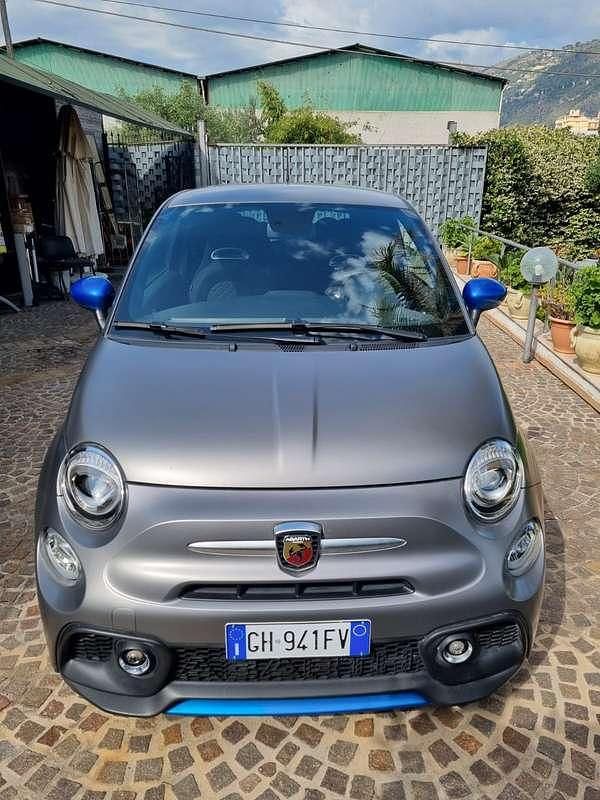 Usata Abarth 595 165 CV (121 kW) 2022 Grigio Utilitaria