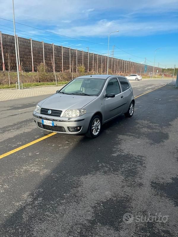 Usata Fiat Punto 2003 Grigio Utilitaria