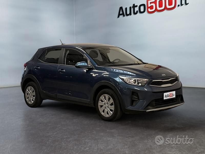 Usata Kia Stonic Urban 84 CV (61 kW) 2021 Blu SUV