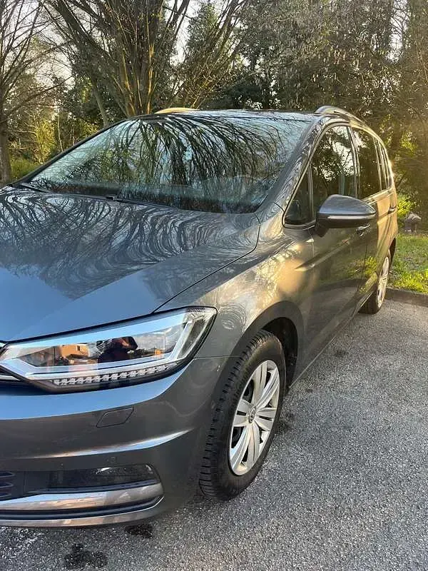 Usata VW Touran Comfortline 116 CV (85 kW) 2019 Grigio Monovolume