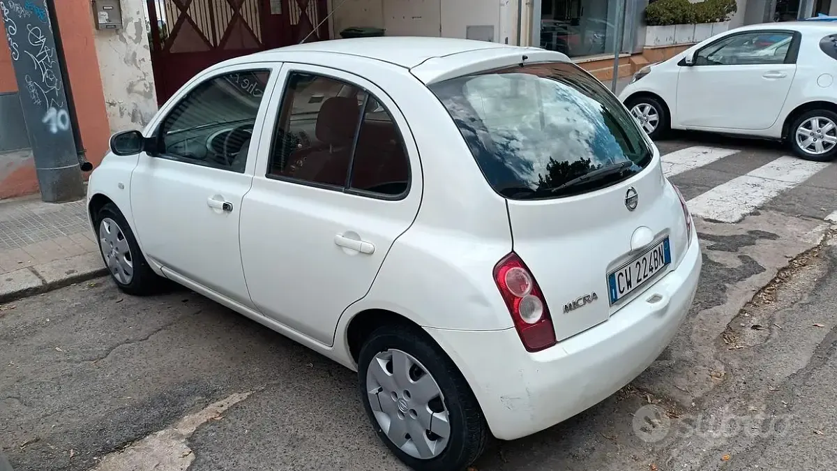 Usata Nissan Micra 80 CV (58 kW) 2005 Bianco Utilitaria