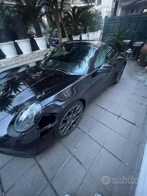 Nuova 2025 Porsche 911 Coupé | 148.500 € (Buon prezzo) - Immagine 1/4