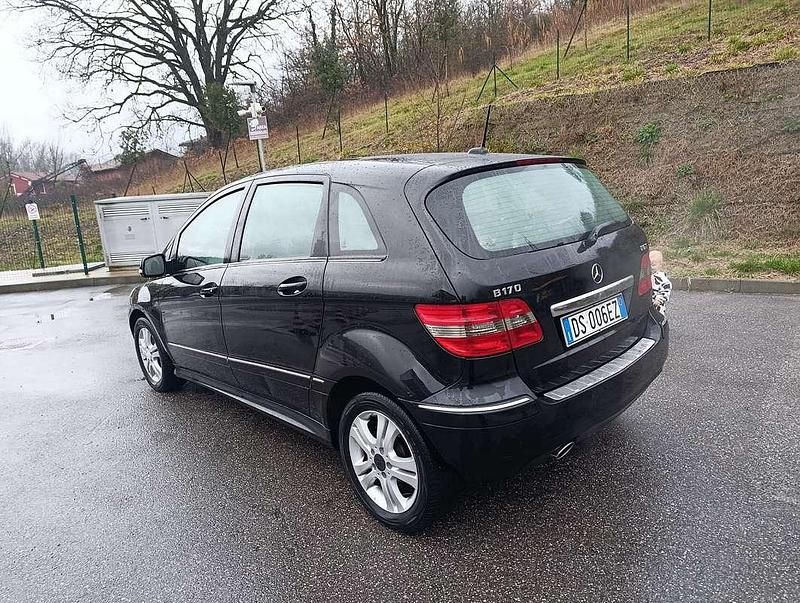 Usata Mercedes B180 116 CV (85 kW) 2008 Nero Monovolume