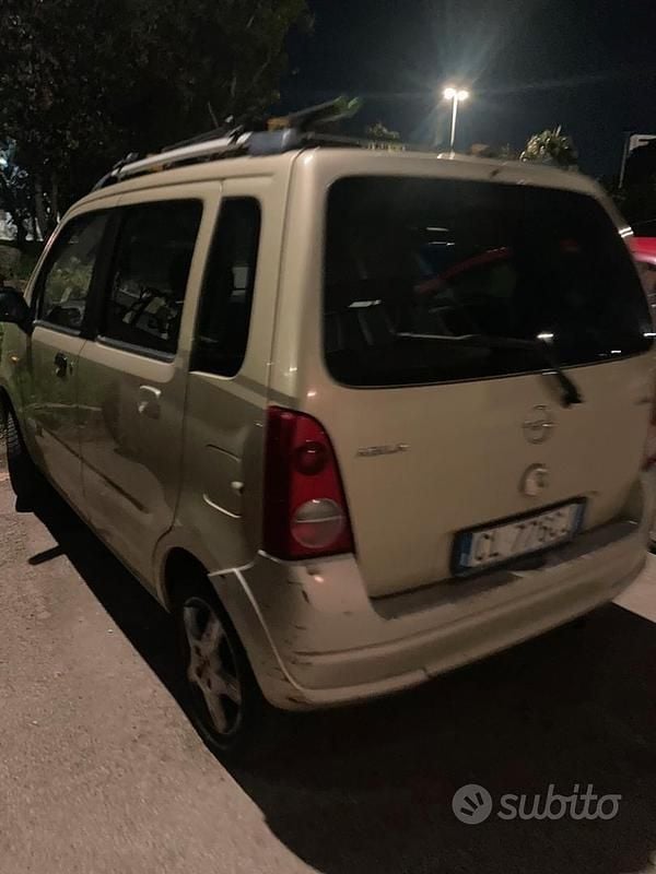 Usata 2004 Opel Agila Due volumi | 2500 € (Buon prezzo) - Immagine 1/4