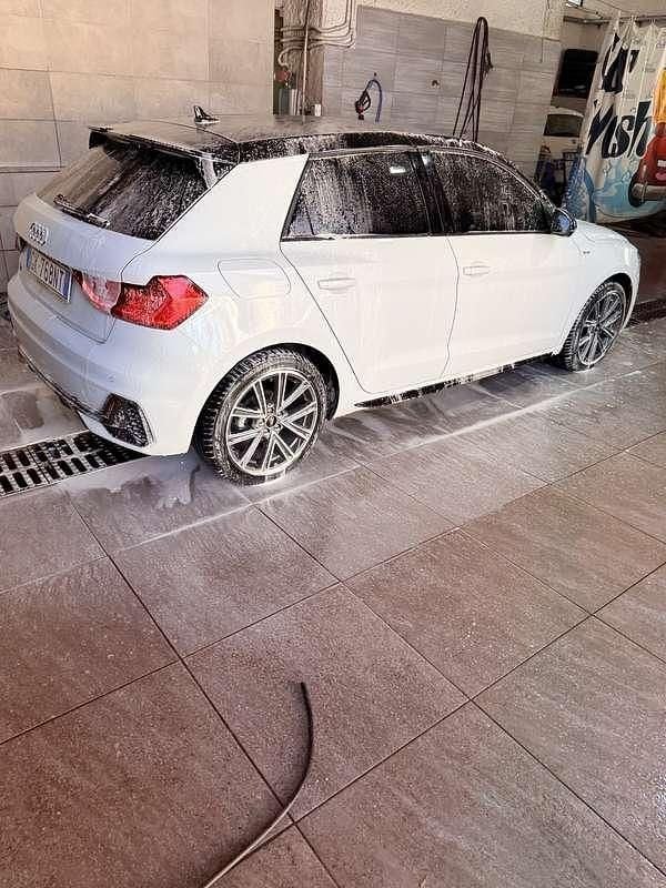 Usata Audi A1 Sportback Ambiente 110 CV (80 kW) 2022 Utilitaria